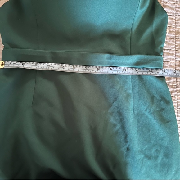 Marchesa Note Dress Green Beaded Halter
Open Back Formal - Picture 14 of 15